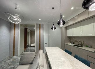 Аренда четырехкомнатной квартиры, 122.5 м2, Санкт-Петербург, Парадная улица, 3, Парадная улица