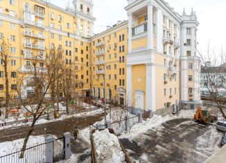 Сдается в аренду двухкомнатная квартира, 55 м2, Москва, Нижняя улица, 3