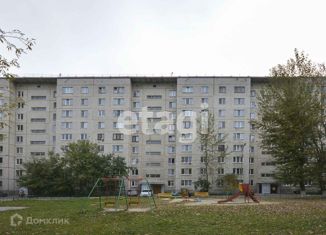 Продажа 2-комнатной квартиры, 50.5 м2, Тюмень, Ставропольская улица, 9