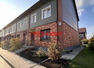 Продам четырехкомнатную квартиру, 138 м2, село Толмачёво, Парковая улица, 16/10