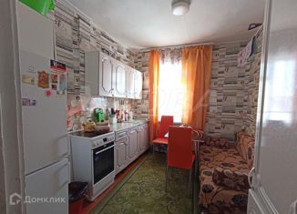 Продам 2-ком. квартиру, 47.6 м2, поселок Юшала, Школьная улица, 4