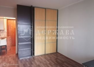 Продается 1-комнатная квартира, 23 м2, Кемерово, улица Сибиряков-Гвардейцев, 19, Заводский район