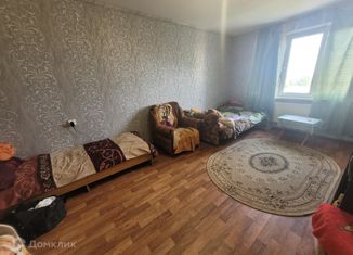 Продаю 1-ком. квартиру, 38 м2, Темрюк, улица Декабристов, 34