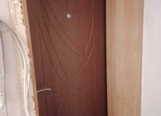 Продаю 2-ком. квартиру, 43.3 м2, Еманжелинск, улица Бажова, 3