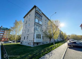 Продам двухкомнатную квартиру, 46.6 м2, Тюменская область, улица Жуковского, 84