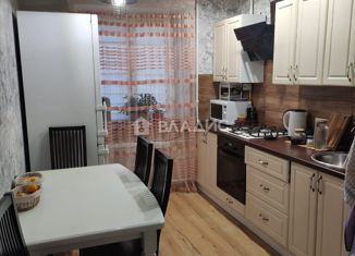 Продам 4-ком. квартиру, 85.2 м2, Вологда, улица Маршала Конева, 4А, 5-й микрорайон