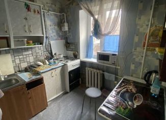 Продам трехкомнатную квартиру, 45 м2, Шахты, проезд 3-й Квартал, 10