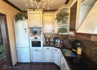 Продажа 3-комнатной квартиры, 64.8 м2, Муравленко, улица Ленина, 94