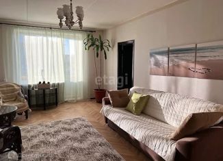 Продам 3-ком. квартиру, 69 м2, Москва, Ленинский проспект, 77к1, метро Университет