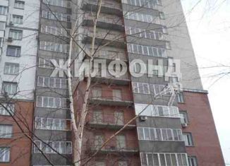 Продается двухкомнатная квартира, 42 м2, Новосибирск, метро Октябрьская, Серебренниковская улица, 4/1