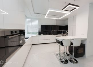 Продам дом, 513 м2, территория Урочище Лососинное, Лазурная улица, 1