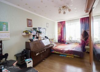 Продаю двухкомнатную квартиру, 46 м2, Калуга, улица Суворова, 123/50