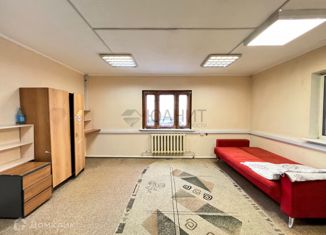 Сдача в аренду комнаты, 50 м2, Ханты-Мансийск, улица Строителей, 53