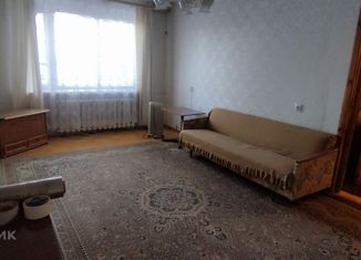Продается 4-комнатная квартира, 62.7 м2, Воронежская область, проспект Патриотов, 2