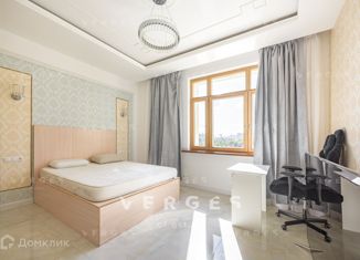 Трехкомнатная квартира на продажу, 90 м2, Москва, Ломоносовский проспект, 25к5, метро Университет