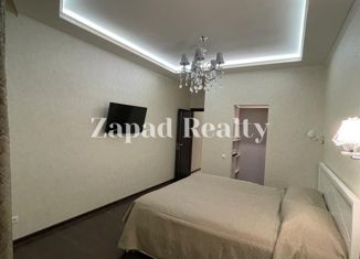 Двухкомнатная квартира на продажу, 60 м2, деревня Сосенки, Ясеневая улица, 1