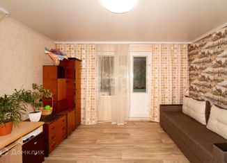 2-комнатная квартира на продажу, 52 м2, Челябинская область, улица Молодогвардейцев, 19