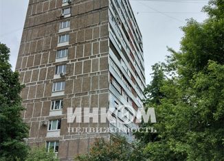 Продам 2-ком. квартиру, 42 м2, Москва, улица Красного Маяка, 7к1, метро Пражская