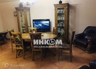 Продается 3-комнатная квартира, 65 м2, Москва, улица Лескова, 9Б, улица Лескова