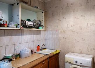 Продам двухкомнатную квартиру, 43 м2, Тюменская область, улица Котельщиков, 17