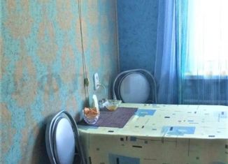 Продаю 2-комнатную квартиру, 50.4 м2, посёлок Возрождение, улица Дзержинского, 2Б
