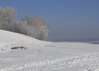 Продаю земельный участок, 6659 сот., село Урожайное, Комсомольская улица, 1