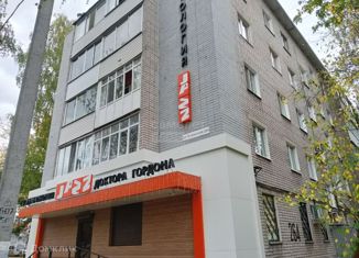 4-комнатная квартира на продажу, 61.5 м2, Ижевск, Пушкинская улица, 264, жилой район Север