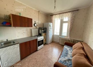 Продам 1-комнатную квартиру, 35 м2, Омск, проспект Комарова, 19