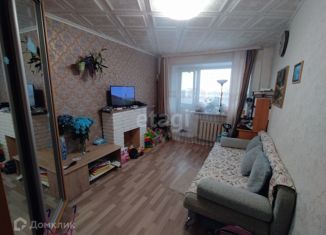 Продаю 3-комнатную квартиру, 56 м2, Вологда, улица Некрасова, 3