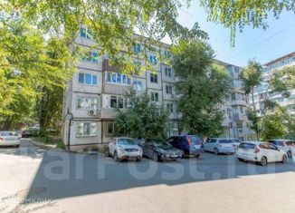 Продается трехкомнатная квартира, 47.2 м2, Владивосток, Амурская улица, 33, Фрунзенский район