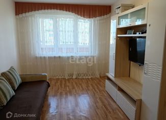 Продается 2-ком. квартира, 54 м2, село Осиново, улица Гайсина, 11