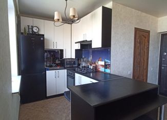 Продам 2-ком. квартиру, 51.7 м2, поселок Ближнеейский, Садовая улица, 15А