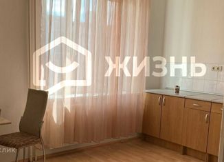 Продается двухкомнатная квартира, 77.1 м2, Екатеринбург, улица Щорса, 37