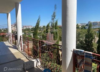 Продается 2-комнатная квартира, 42 м2, Севастополь, Учительская улица, 15