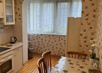 Сдаю 3-комнатную квартиру, 80 м2, Москва, Волжский бульвар, 13, метро Текстильщики