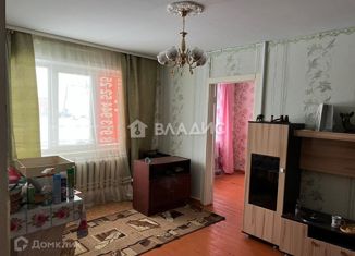 Продаю 2-ком. квартиру, 44 м2, село Козиха, Телевизионная улица, 1