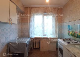 Продам 3-комнатную квартиру, 55.2 м2, Волгоградская область, Загорская улица, 13