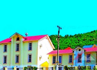 Продаю дом, 485 м2, село Сукко, 3-й проезд, 11