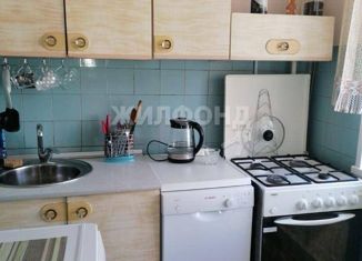 Продается 2-ком. квартира, 45 м2, Томская область, улица Мокрушина, 14