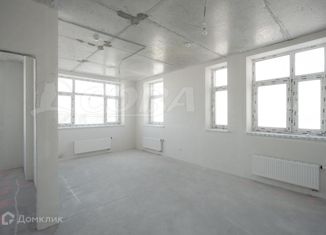 Продаю 2-комнатную квартиру, 45 м2, Тюмень, улица Тимофея Чаркова, 87, ЖК Звёздный