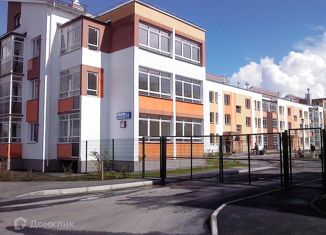 2-комнатная квартира на продажу, 57 м2, посёлок Мичуринский, улица Евгения Савкова, 54