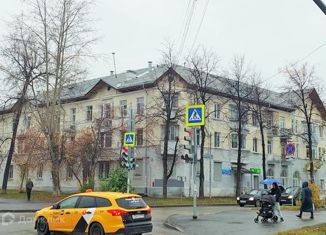 Продается комната, 87 м2, Екатеринбург, улица Уральских Рабочих, 67, улица Уральских Рабочих