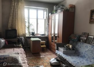 Продается 1-комнатная квартира, 27.8 м2, Новокузнецк, улица Петракова, 72