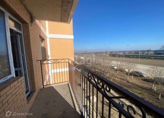 Продаю 2-комнатную квартиру, 66 м2, Шали, улица А.А. Кадырова, 283