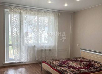 Продам 1-комнатную квартиру, 32.7 м2, Новосибирск, Плющихинская улица, 1, метро Золотая Нива