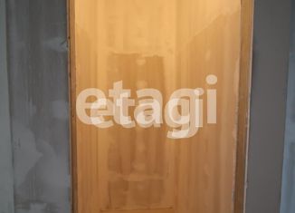 Продам 2-комнатную квартиру, 50.9 м2, Красноярск, улица Воронова, 20