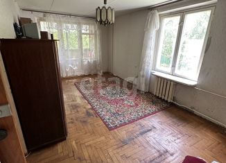 Продам 2-ком. квартиру, 42 м2, Москва, Кавказский бульвар, 37, метро Кантемировская