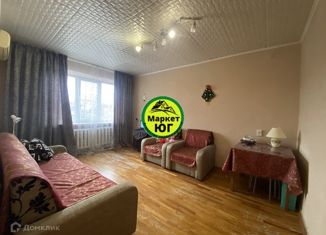 Продаю 2-комнатную квартиру, 42.3 м2, Абинск, Комсомольский проспект