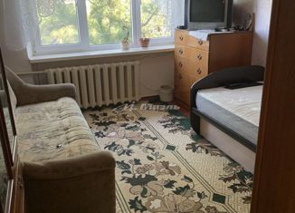 Продам 2-комнатную квартиру, 40 м2, Симферополь, улица Беспалова, 31А