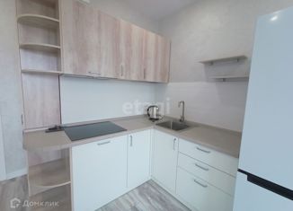 Продается 1-ком. квартира, 37 м2, Казань, улица Братьев Касимовых, 35, ЖК Привилегия